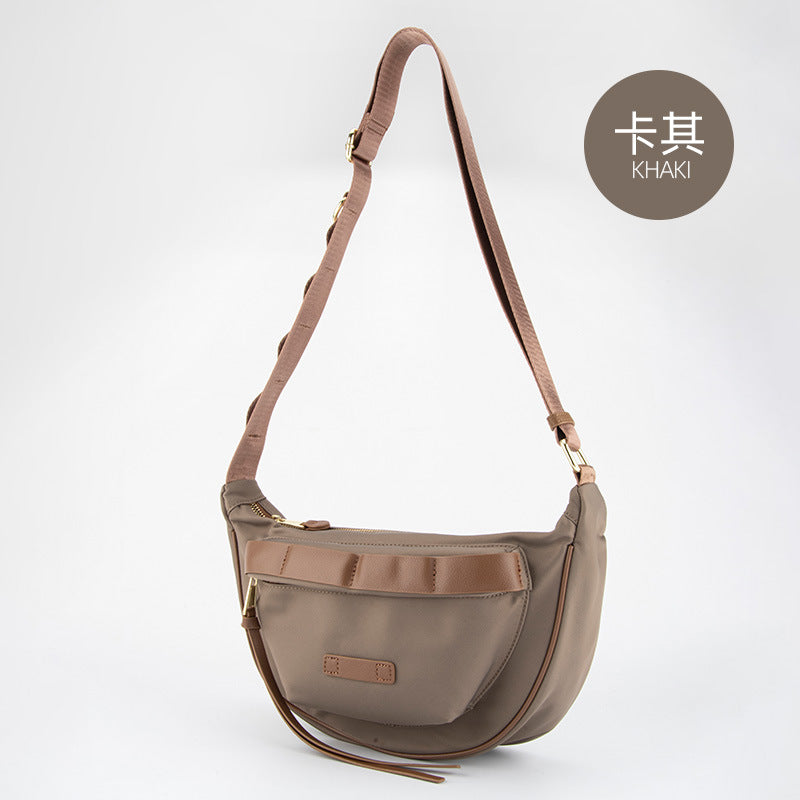 Wholesale Waterproof Oxford cloth small shoulder bag with large capacity for commuting